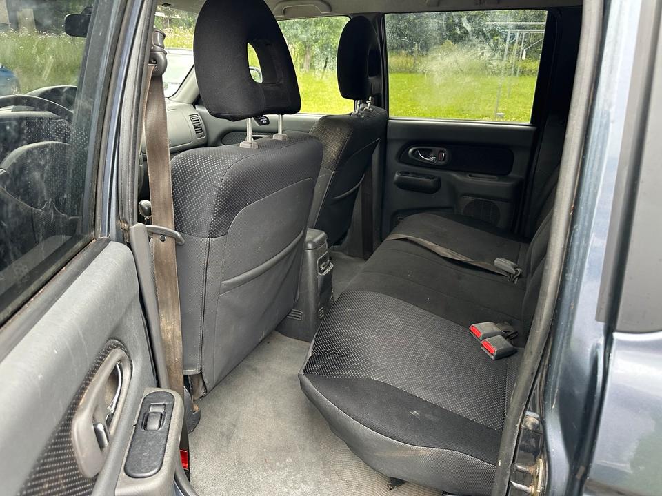 Mitsubishi L200 2.5 Dakar пробіг: 176000 рік: Juli 2005 Diesel коробка: Manuell ціна: 5700 Grau - Фото 13