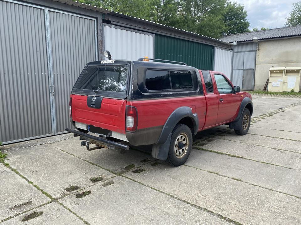 Nissan Navara D22 King Cab пробіг: 166960 рік: Oktober 2004 Diesel потужність:133 PS коробка: Manuell ціна: 6000 - Фото 1