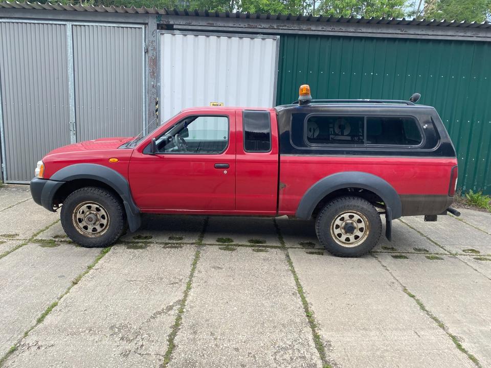 Nissan Navara D22 King Cab пробіг: 166960 рік: Oktober 2004 Diesel потужність:133 PS коробка: Manuell ціна: 6000 - Фото 9