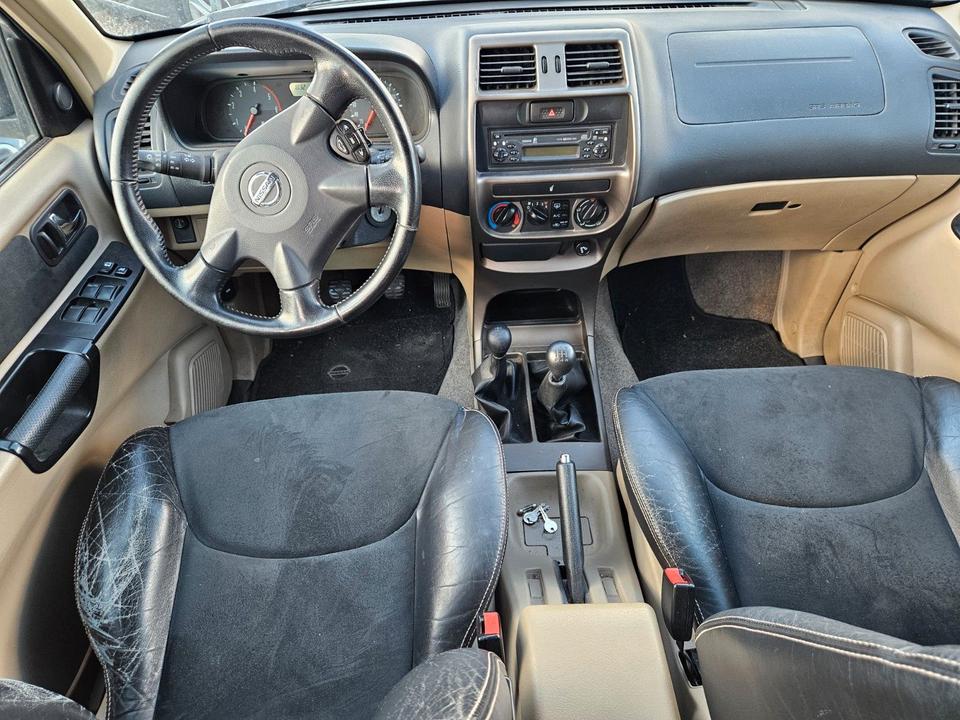 Nissan Terrano 3,0 Di Outdoor 7 Sitze 1.Hand Scheckheft пробіг: 160000 рік: Februar 2004 Diesel потужність:154 PS коробка: Manuell ціна: 5900 - Фото 5