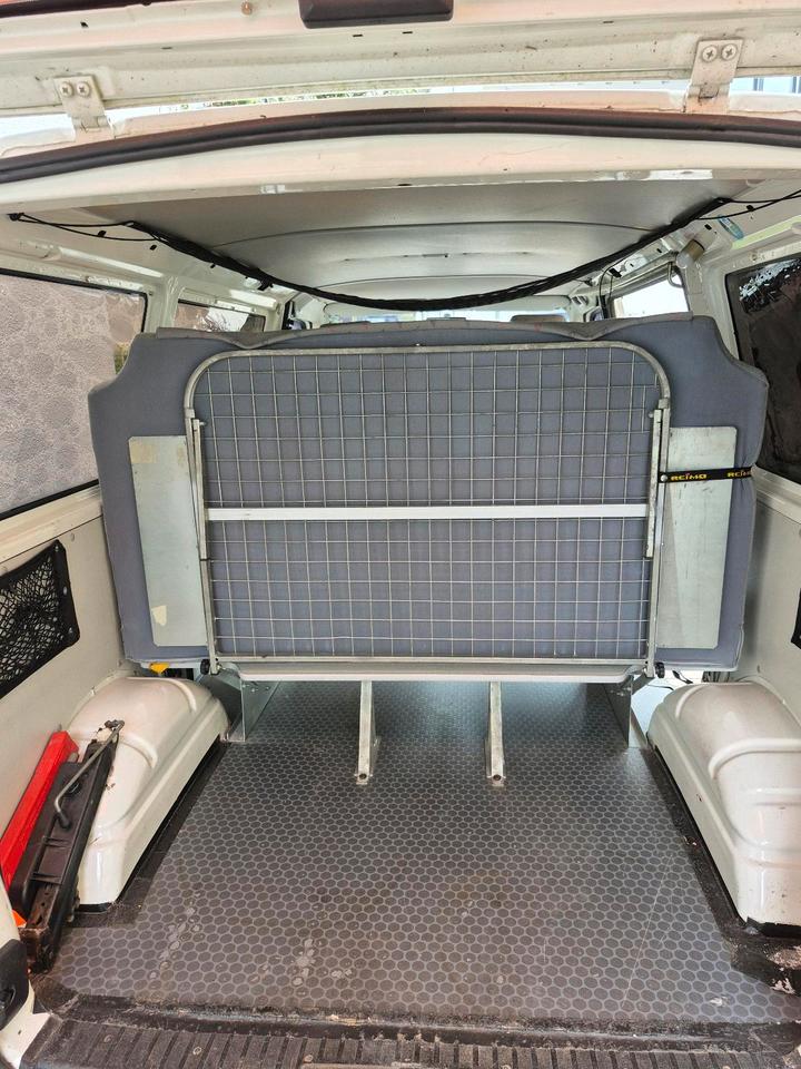 Volkswagen T4 2.5TDI ACV Transporter пробіг: 330000 рік: Juli 2000 Diesel потужність:102 PS Van/Bus Weiß - Фото 10