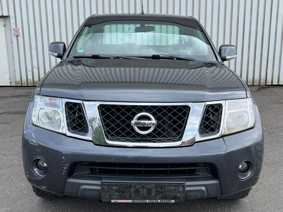 Nissan Navara Pickup King Cab SE 4X4 *1HAND*EURO5 пробіг: 389348 рік: April 2013 Diesel потужність:190 PS коробка: Manuell ціна: 4700 - Фото 1