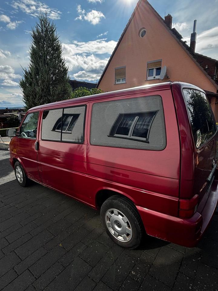 VW T4 Camper Multivan 2.5TDI 102PS пробіг: 241000 рік: August 1997 Diesel потужність:102 PS ціна: 3500 - Фото 1
