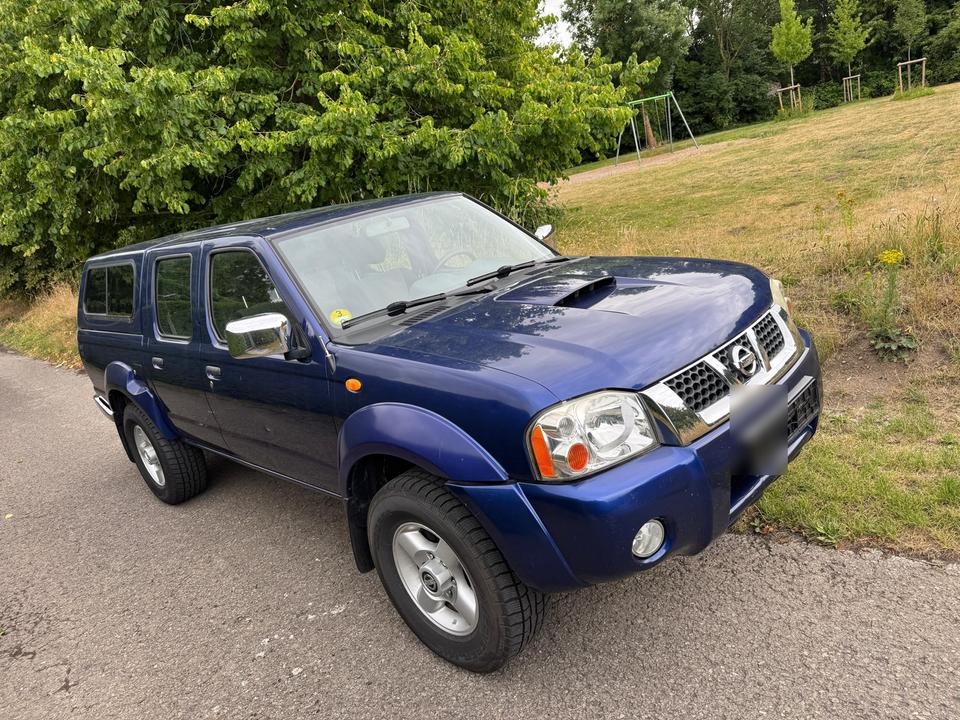 Nissan Navara 2.5 D22 Doppelkabine пробіг: 196000 рік: August 2004 Diesel потужність:133 PS коробка: Manuell ціна: 6000 - Фото 1