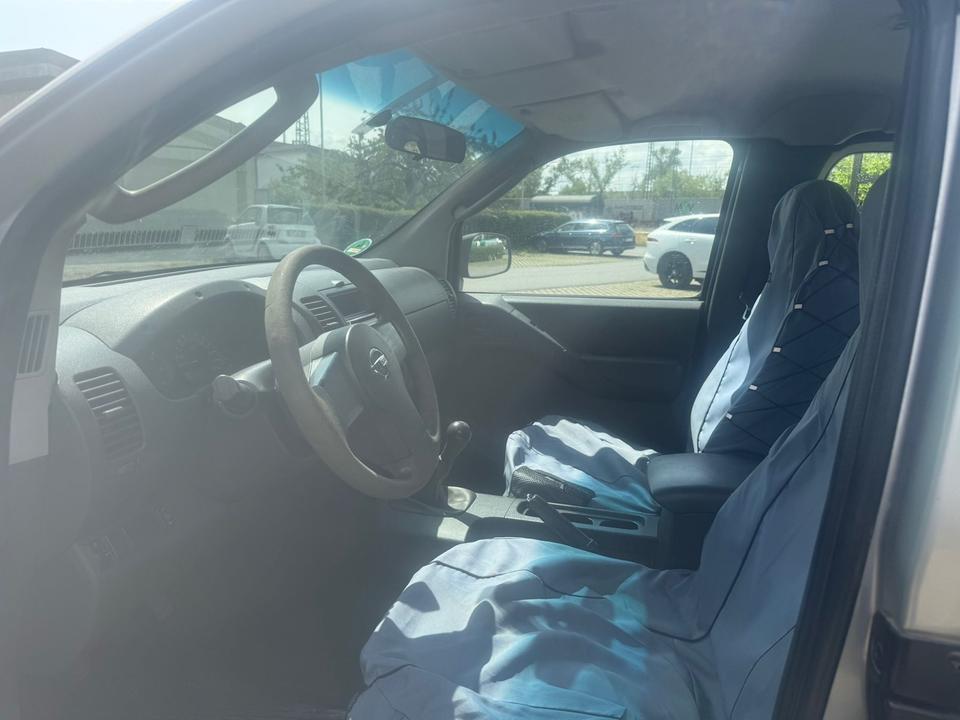 Nissan Navarra 4x4 пробіг: 130000 рік: Januar 2007 Diesel коробка: Manuell ціна: 3999 - Фото 8