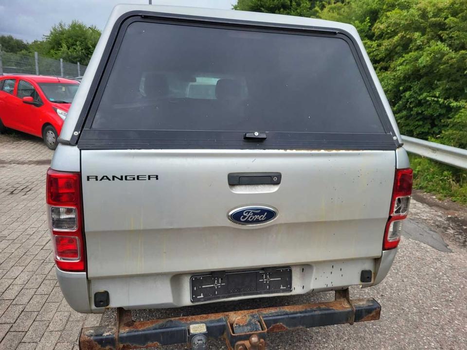 Ford RANGER 2.2 пробіг: 234000 рік: Juli 2013 Diesel потужність:125 PS ціна: 4999 - Фото 4