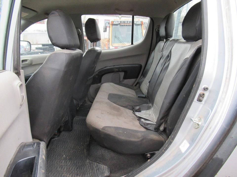 Mitsubishi L200 DI-D Pickup  пробіг: 220000 рік: Mai 2010 Diesel потужність:136 PS Silber ціна: 5950 - Фото 10