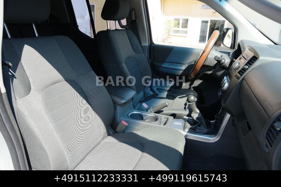 Nissan Navara Pickup Double Cab XE 4X4 пробіг: 347500 рік: August 2011 Diesel потужність:190 PS коробка: Manuell ціна: 4400 - Фото 15