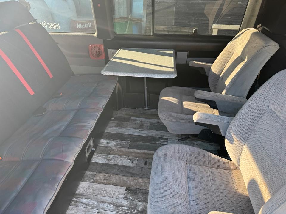 Vw t4 Multi-van 1,9 7 Sitz пробіг: 328450 рік: März 1994 Diesel потужність:69 PS коробка: Manuell ціна: 3200 - Фото 3