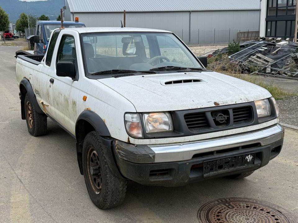 Nissan PickUp TD пробіг: 216000 рік: Januar 2001 Diesel потужність:133 PS коробка: Manuell ціна: 2450 - Фото 1