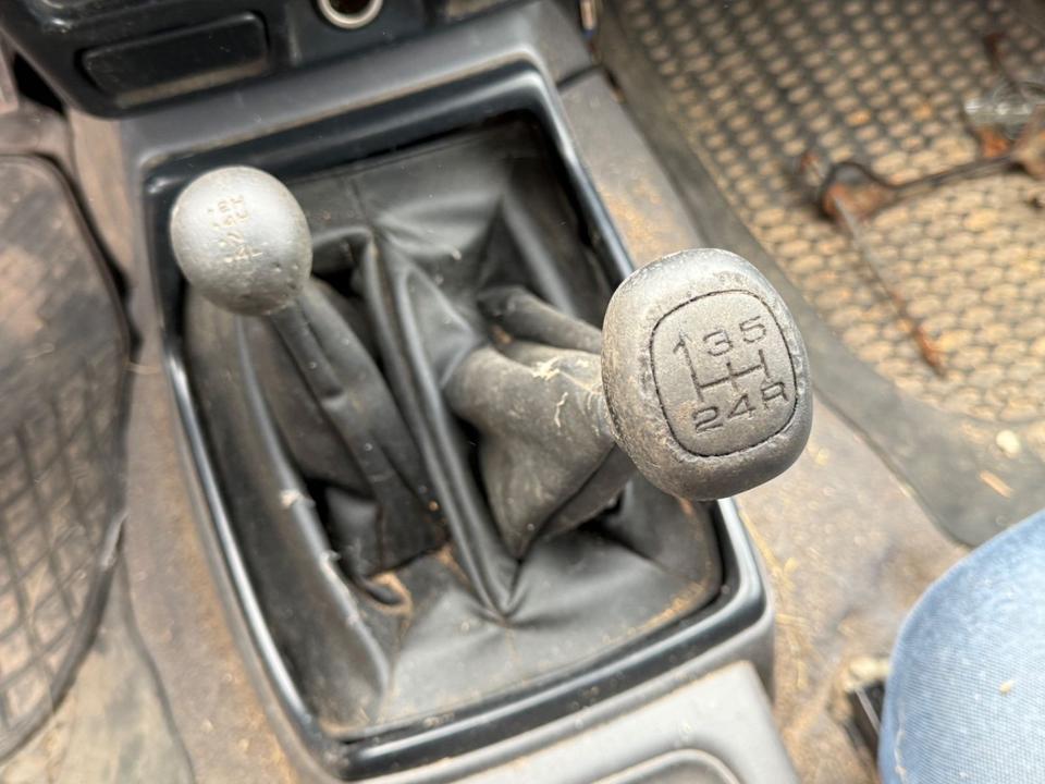 Nissan PickUp TD пробіг: 216000 рік: Januar 2001 Diesel потужність:133 PS коробка: Manuell ціна: 2450 - Фото 7