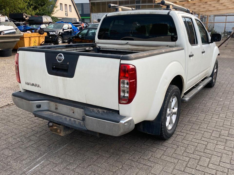 Nissan Navara Pickup Double Cab LE 4X4*Euro 5*Tüv 11/26 пробіг: 347000 рік: August 2013 Diesel потужність:190 PS коробка: Manuell ціна: 4700 - Фото 9