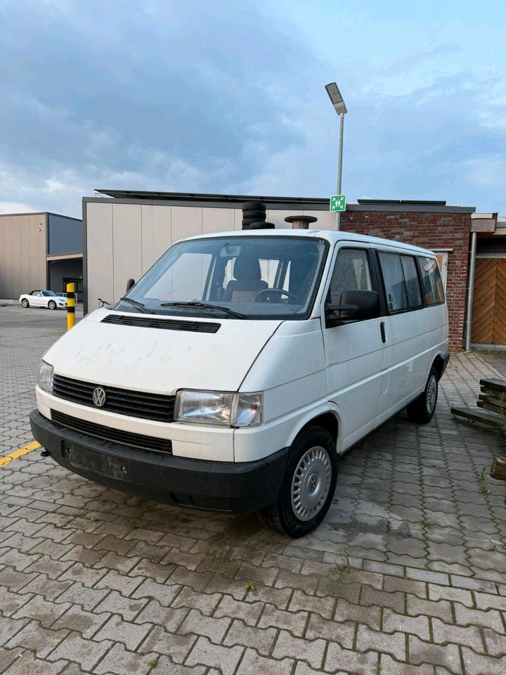 Volkswagen T4 multivan 1.9  пробіг: 260000 рік: März 1995 Diesel потужність:100 PS коробка: Manuell ціна: 2999 - Фото 15