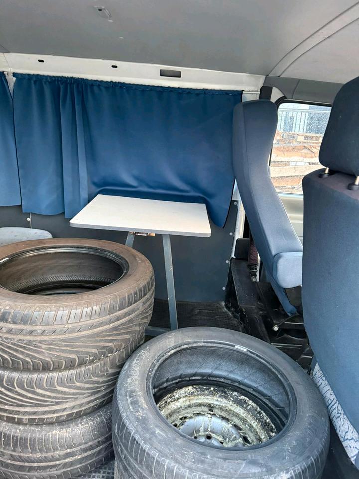 Volkswagen T4 multivan 1.9  пробіг: 260000 рік: März 1995 Diesel потужність:100 PS коробка: Manuell ціна: 2999 - Фото 4