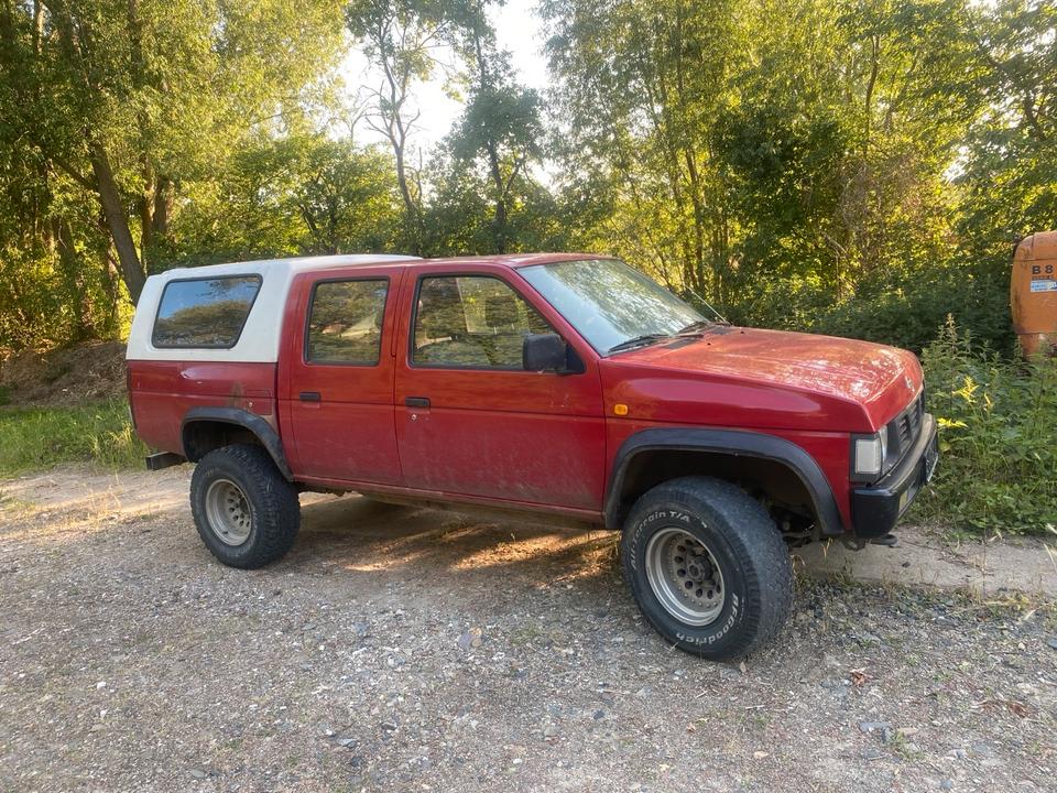 Супер длжип для ЗСУ Nissan Pick Up MD 21 4x4 пробіг: 187355 рік: Juli 1995 Diesel потужність:80 PS коробка: Manuell ціна: 4200 - Фото 1
