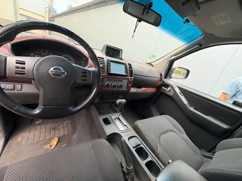 Nissan Navara   D40 4x4 Diesel Pickup Automatik пробіг: 284000 рік: Dezember 2006 Diesel ціна: 4850 - Фото 7