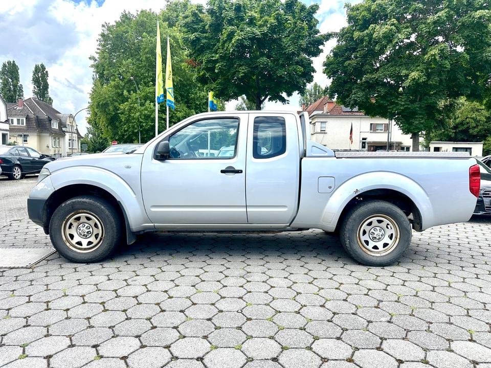 Nissan Navara Pickup 2,5 dCI King Cab XE 4X4 пробіг: 238000 рік: November 2006 Diesel потужність:171 PS коробка: Manuell ціна: 3999 - Фото 16