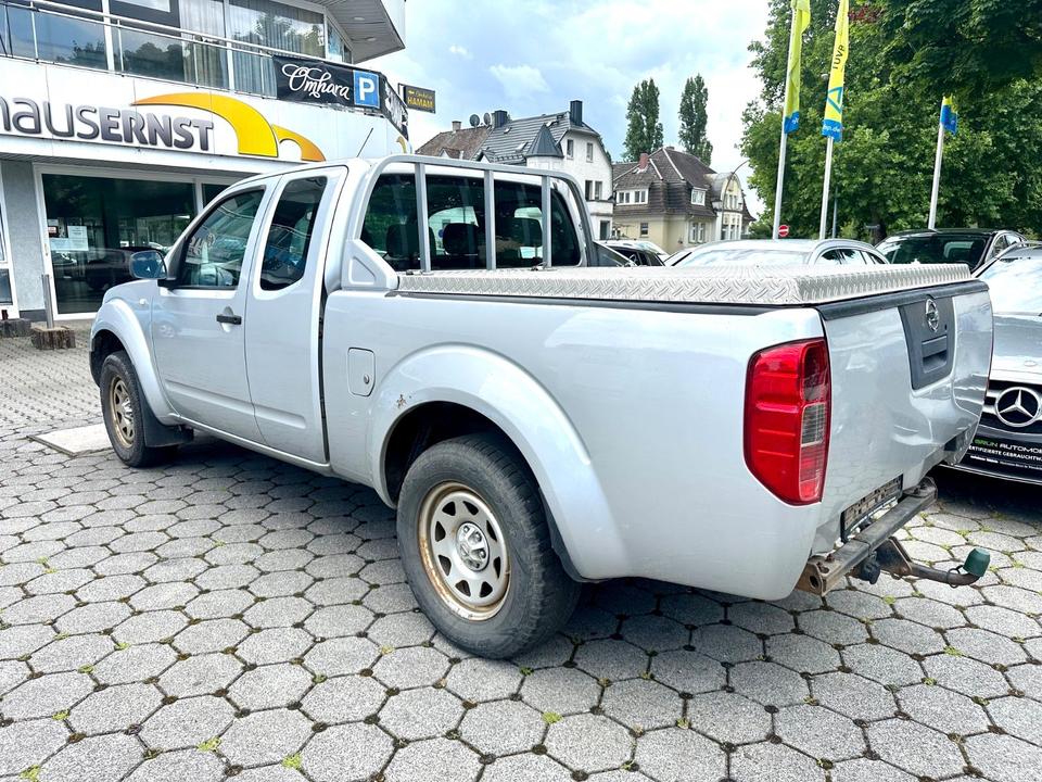 Nissan Navara Pickup 2,5 dCI King Cab XE 4X4 пробіг: 238000 рік: November 2006 Diesel потужність:171 PS коробка: Manuell ціна: 3999 - Фото 17