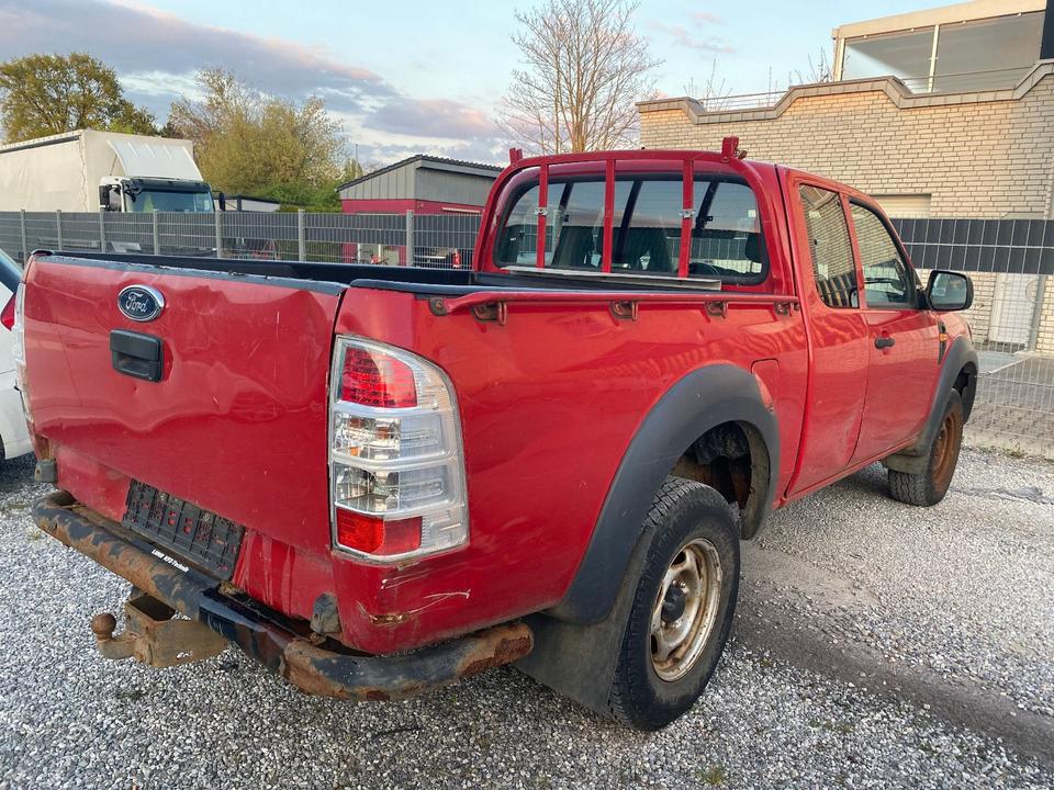 Ford Ranger Extrakabine 4X4 XLT Limited klima пробіг: 69569 рік: Juli 2011 Diesel потужність:143 PS ціна: 4990 - Фото 2