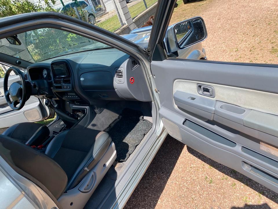 Nissan pick up Navara 4x4 пробіг: 300000 рік: Januar 2002 Diesel потужність:103 PS  ціна: 5000 - Фото 19