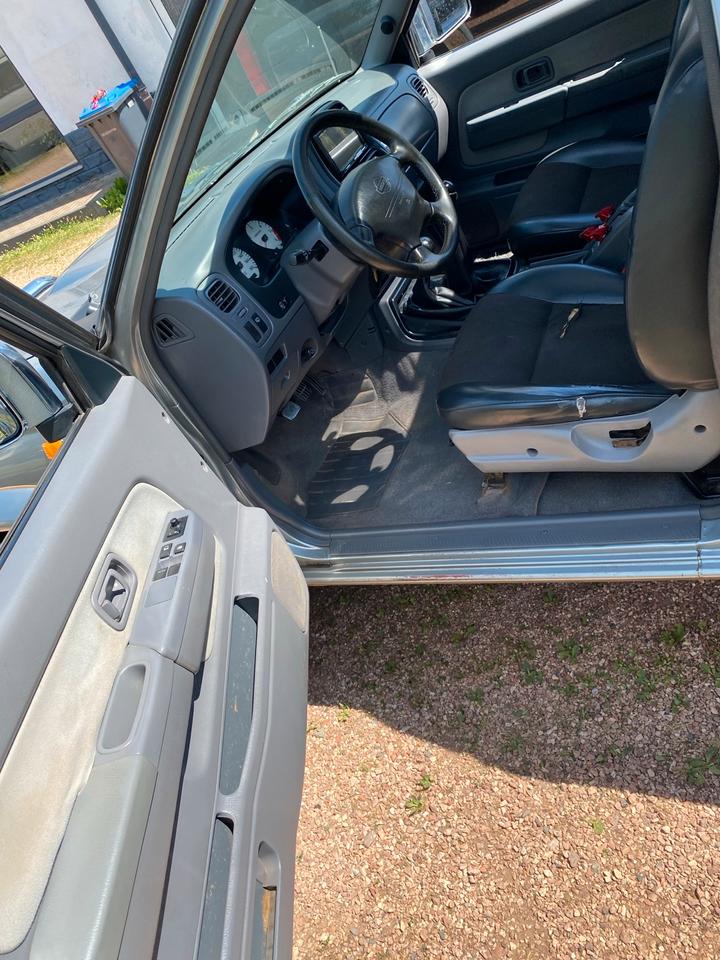 Nissan pick up Navara 4x4 пробіг: 300000 рік: Januar 2002 Diesel потужність:103 PS  ціна: 5000 - Фото 6