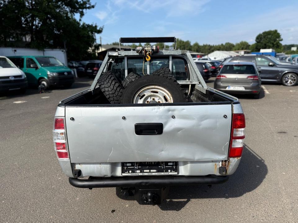 Ford Ranger XL Doppelkabine 4X4 пробіг: 219301 рік: März 2010 Diesel потужність:143 PS коробка: Manuell ціна: 5900 - Фото 4