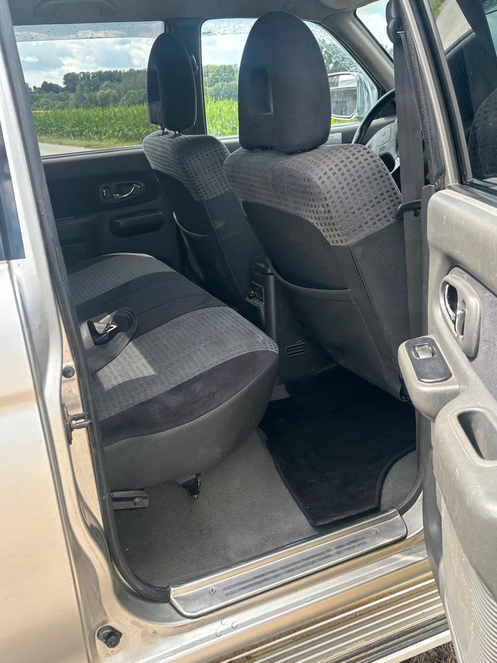 Mitsubishi L 200 reserviert bis Montag. пробіг: 205370 рік: Juni 2004 Diesel потужність:133 PS коробка: Manuell ціна: 3500 - Фото 5