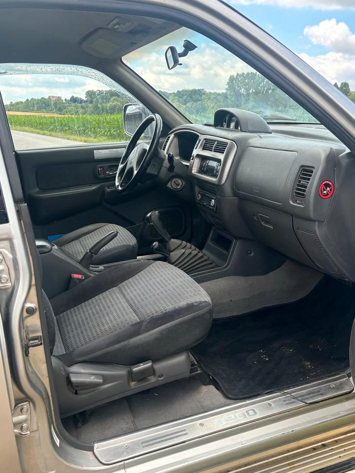 Mitsubishi L 200 reserviert bis Montag. пробіг: 205370 рік: Juni 2004 Diesel потужність:133 PS коробка: Manuell ціна: 3500 - Фото 6
