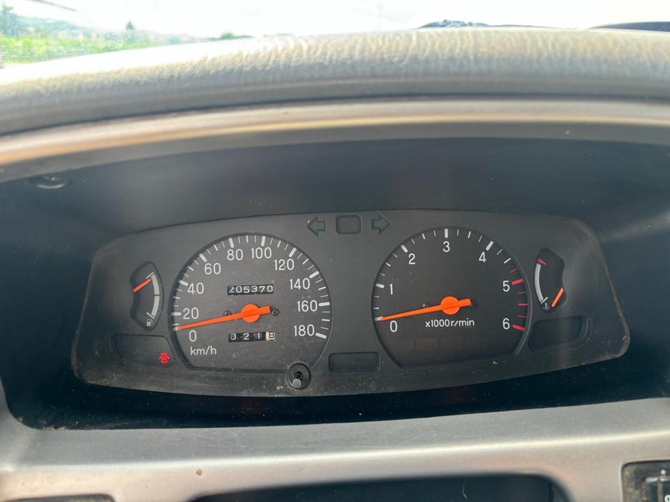 Mitsubishi L 200 reserviert bis Montag. пробіг: 205370 рік: Juni 2004 Diesel потужність:133 PS коробка: Manuell ціна: 3500 - Фото 7