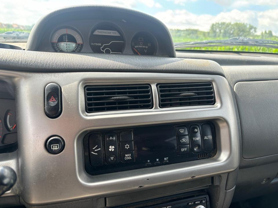 Mitsubishi L 200 reserviert bis Montag. пробіг: 205370 рік: Juni 2004 Diesel потужність:133 PS коробка: Manuell ціна: 3500 - Фото 8