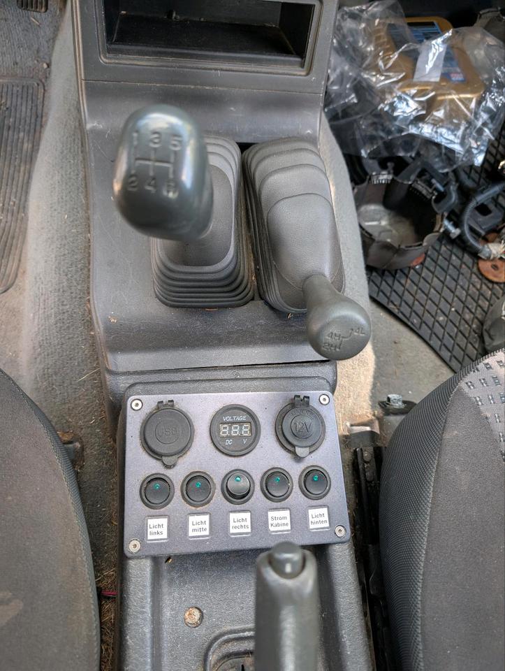  Mitsubishi пробіг: 216000 пробіг: 216000 рік: Mai 2006 Diesel потужність:116 PS коробка: Manuell ціна: 6000 - Фото 9