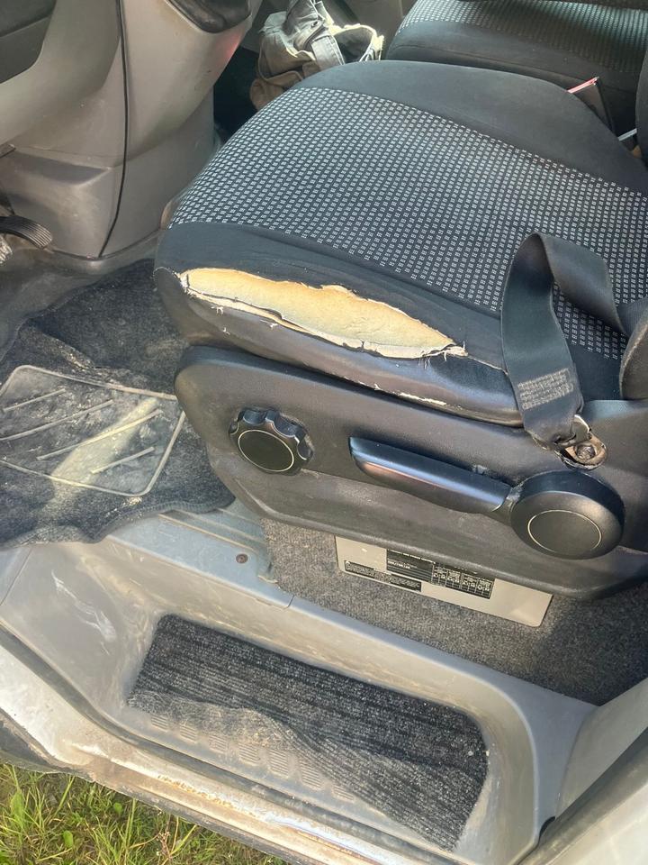 Mercedes Sprinter 311 CDI Offroad 4x4 Optik пробіг: 256000 рік: März 2008 Diesel потужність:110 PS коробка: Manuell  - Фото 7