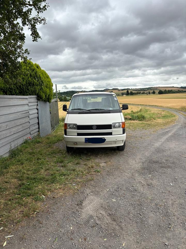 VW T4 2,4 Multivan пробіг: 289000 рік: Juni 1994 Diesel потужність:75 PS коробка: Manuell Juli 2025 ціна: 1900 - Фото 1