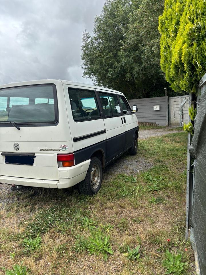 VW T4 2,4 Multivan пробіг: 289000 рік: Juni 1994 Diesel потужність:75 PS коробка: Manuell Juli 2025 ціна: 1900 - Фото 2