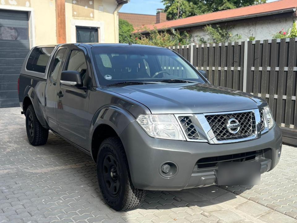 Nissan Navara 2,5DCI 4x4 пробіг: 219000 рік: Januar 2012 Diesel потужність:190 PS коробка: Manuell ціна: 5800 - Фото 1