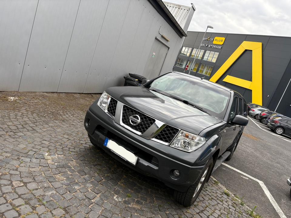Nissan Navara   D40 4x4 Diesel Pickup Automatik пробіг: 284000 рік: Dezember 2006 Diesel коробка: Automatik ціна: 4150 - Фото 1