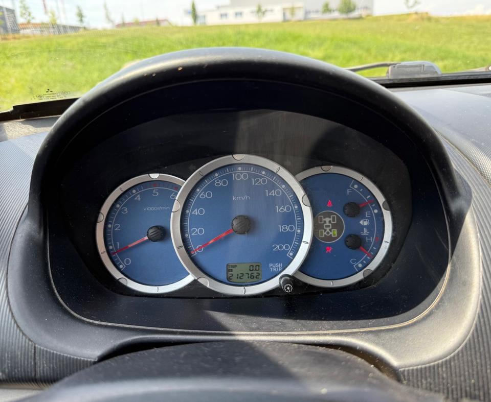 Mitsubishi L200 Pick-Up Double Cab 2.5 D-ID 4WD пробіг: 212000 рік: September 2006 Diesel потужність:136 PS коробка: Manuell ціна: 5800 - Фото 19