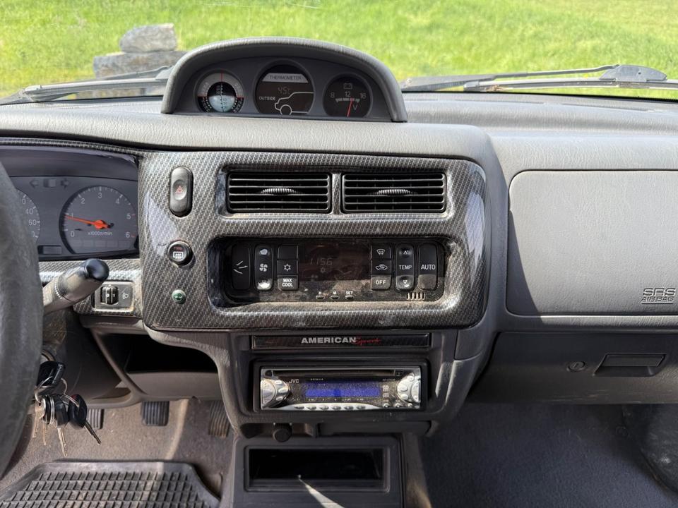 Надійне авто для військових Mitsubishi L200 Pick-Up Double Cab 2.5TD 4x4 American Sport пробіг: 231000 рік: Mai 2002 Diesel потужність:116 PS ціна: 4800 - Фото 13