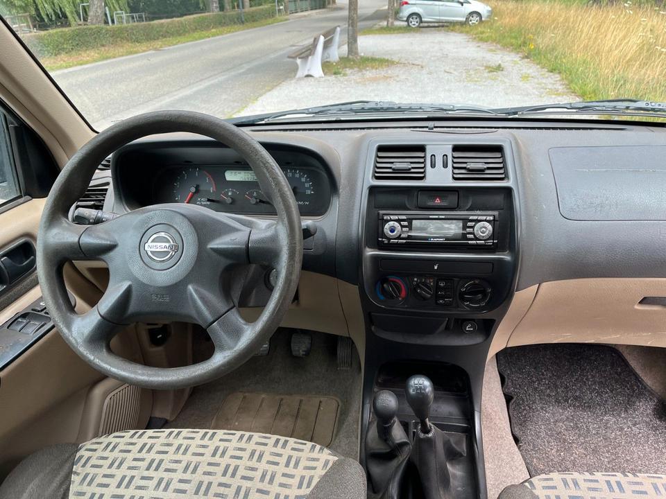 Купити авто Nissan Terrano Comfort 2.7 TD Intercooler пробіг: 156500 рік: Januar 2004 Diesel потужність:125 PS коробка: Manuell ціна: 3000 - Фото 9