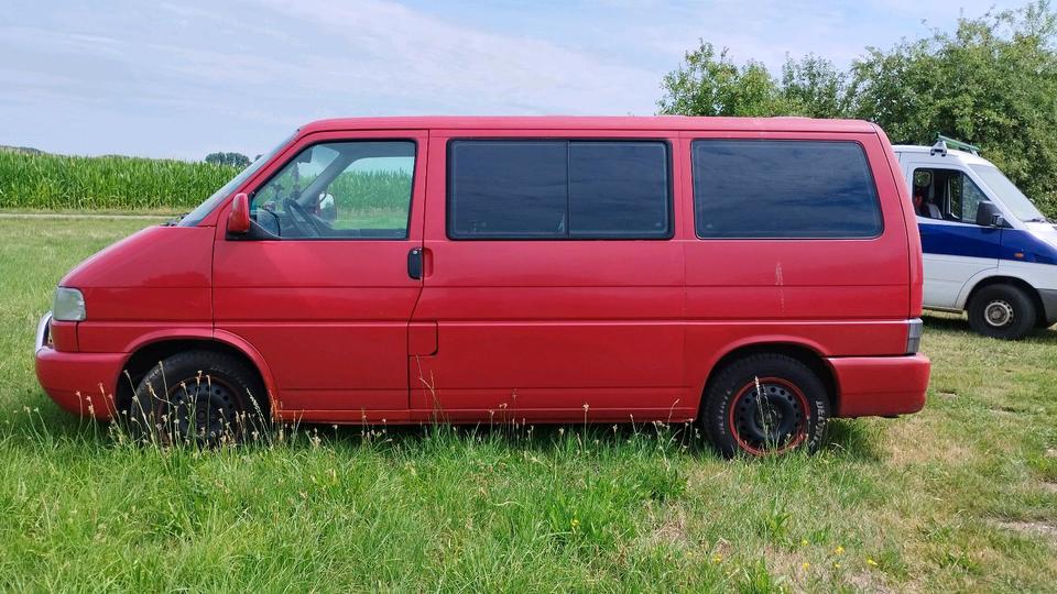 VW T4 Multivan пробіг: 460000 Diesel рік: Juni 1997 потужність:102 PS коробка: Manuell ціна: 3500 - Фото 4