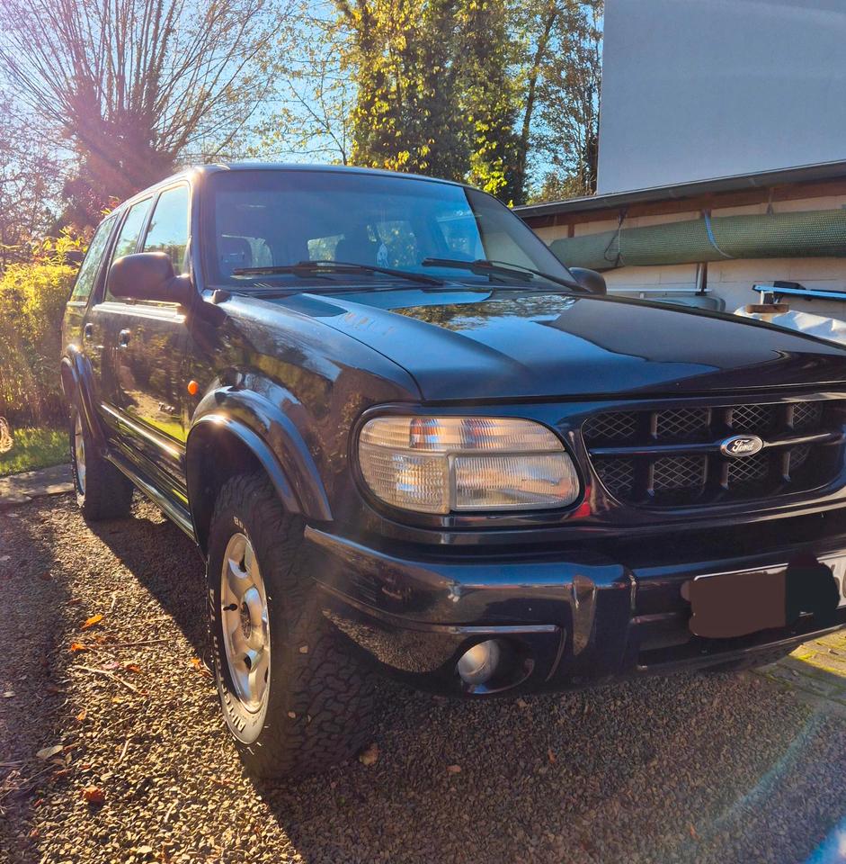 Ford Explorer 4,0 V6 4x4 limited пробіг: 250000 рік: April 2000 Benzin коробка: Automatik ціна: 3500 - Фото 2