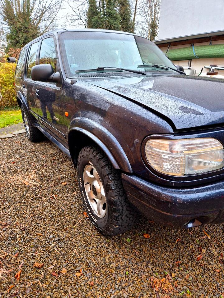 Ford Explorer 4,0 V6 4x4 limited пробіг: 250000 рік: April 2000 Benzin коробка: Automatik ціна: 3500 - Фото 4