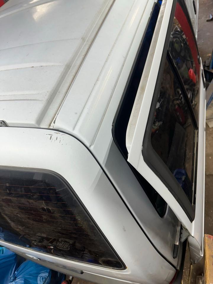 VW T4 Multivan Wohnmobil 2,5  TDI пробіг: 350000 рік: Februar 1993 Diesel потужність:102 PS коробка: Manuell ціна: 3000 - Фото 3