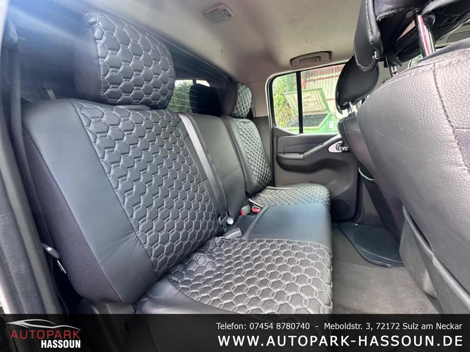 Nissan Navara Pickup Double Cab LE V6 4x4 LB пробіг: 154000 рік: Februar 2013 Diesel потужність:231 PS коробка: Automatik ціна: 4999 - Фото 5