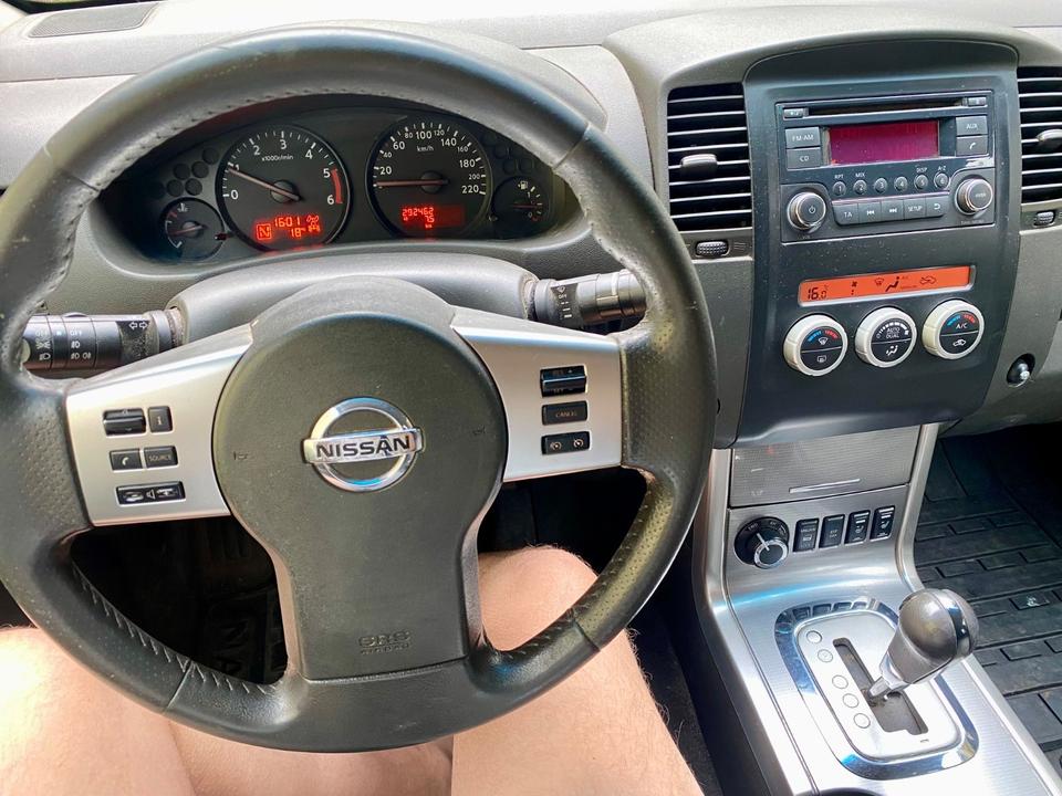 Nissan Navara 2.5 dci 190ps 4x4 Automatik Sitzheizung пробіг: 292000 рік: Dezember 2010 Diesel потужність:190 PS коробка: Automatik ціна: 5500 - Фото 7