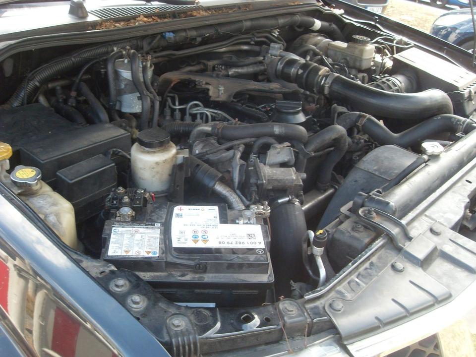 Nissan Navara Pickup Double Cab LE 4X4 пробіг: 297678 рік: Juli 2007 Diesel потужність:171 PS коробка: Automatik ціна: 4350 - Фото 10