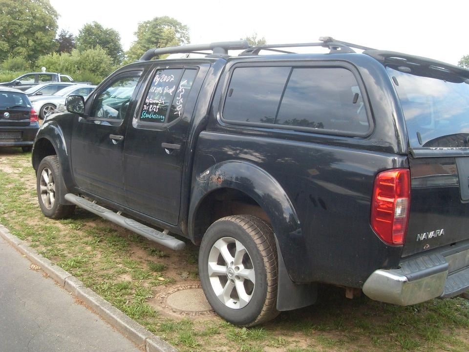 Nissan Navara Pickup Double Cab LE 4X4 пробіг: 297678 рік: Juli 2007 Diesel потужність:171 PS коробка: Automatik ціна: 4350 - Фото 2