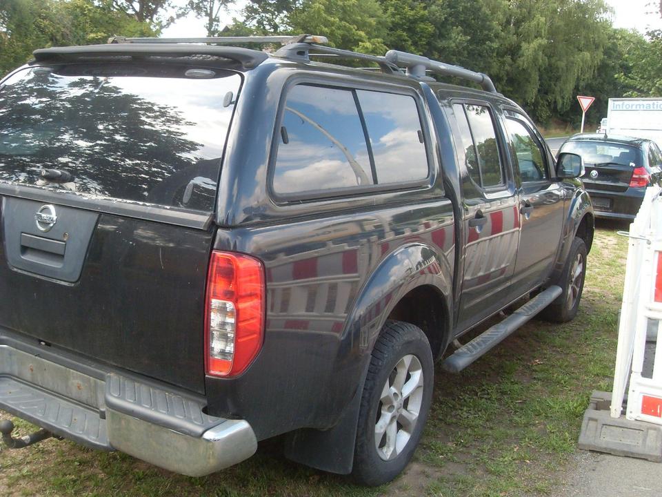 Nissan Navara Pickup Double Cab LE 4X4 пробіг: 297678 рік: Juli 2007 Diesel потужність:171 PS коробка: Automatik ціна: 4350 - Фото 3