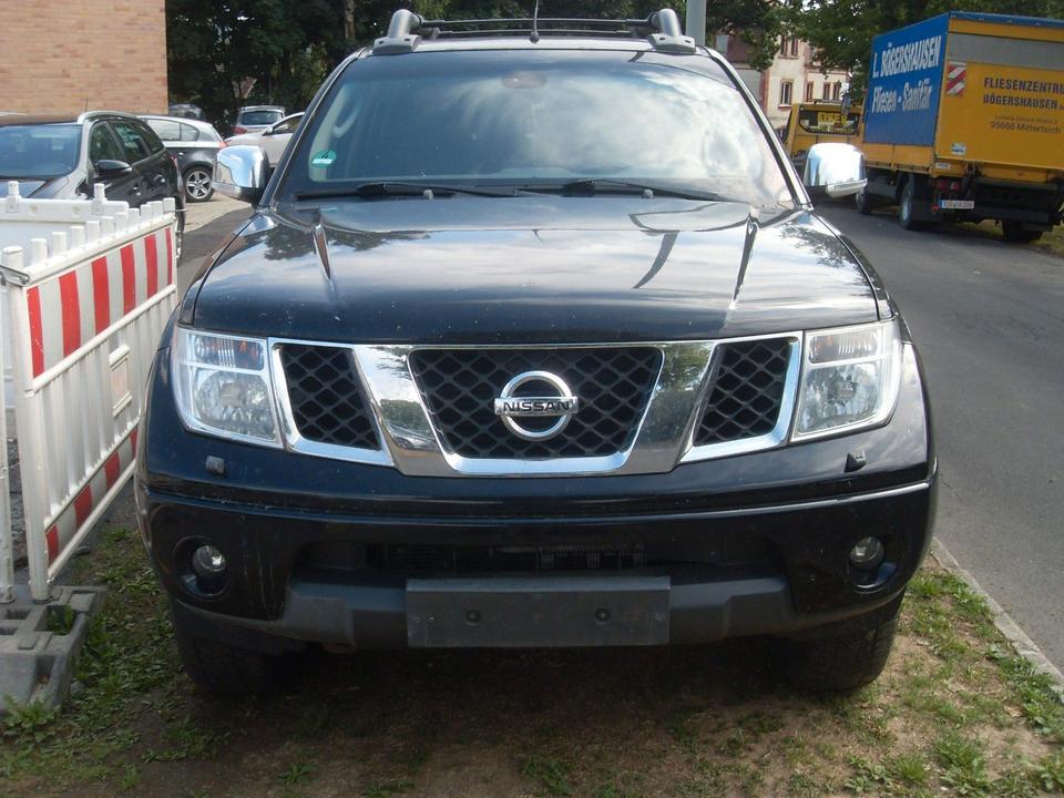 Nissan Navara Pickup Double Cab LE 4X4 пробіг: 297678 рік: Juli 2007 Diesel потужність:171 PS коробка: Automatik ціна: 4350 - Фото 4
