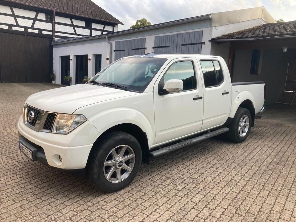 Nissan Navara Pickup Double Cab SE 4X4 пробіг: 142200 рік: April 2008 потужність:171 PS потужність:171 PS коробка: Manuell ціна: 4500 - Фото 0
